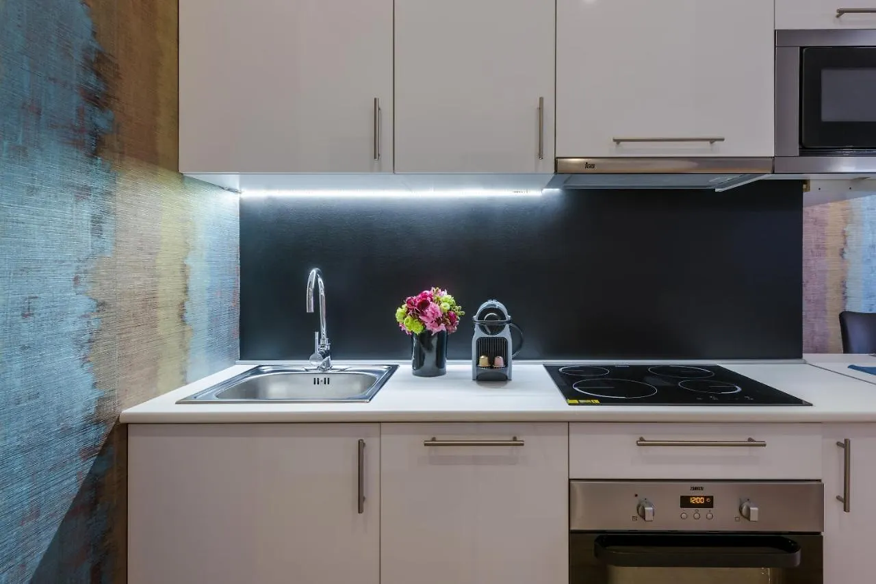 Amber / Navy Design Apartments With A/C Budapest