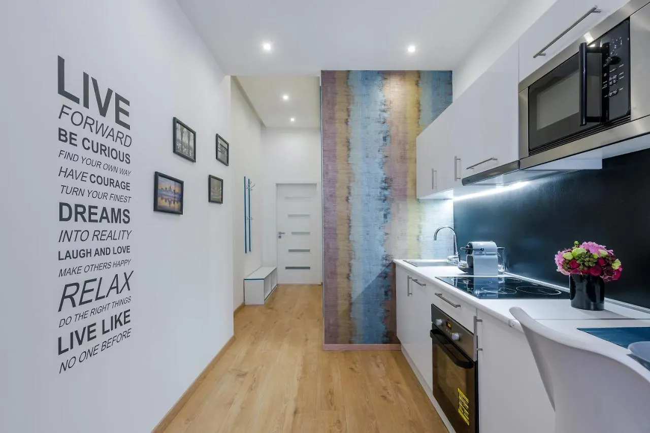 Amber / Navy Design Apartments With A/C Будапешт Венгрия