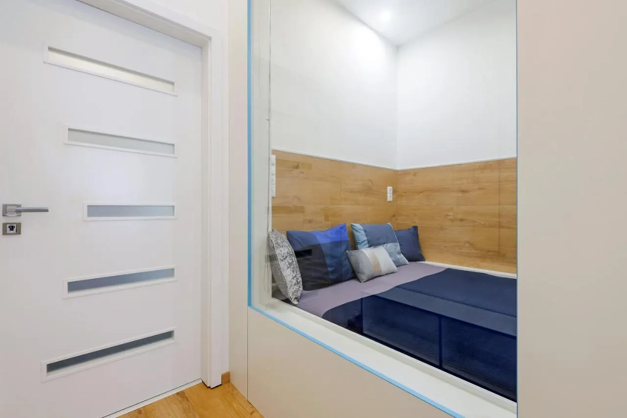 Amber / Navy Design Apartments With A/C Будапешт